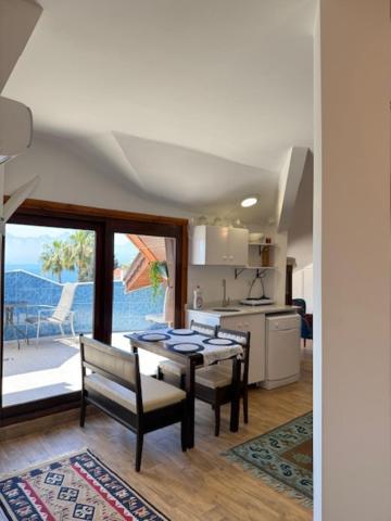 Mavi & Ani Pansiyon Antalya Extérieur photo