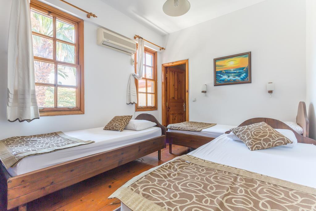 Mavi & Ani Pansiyon Antalya Extérieur photo