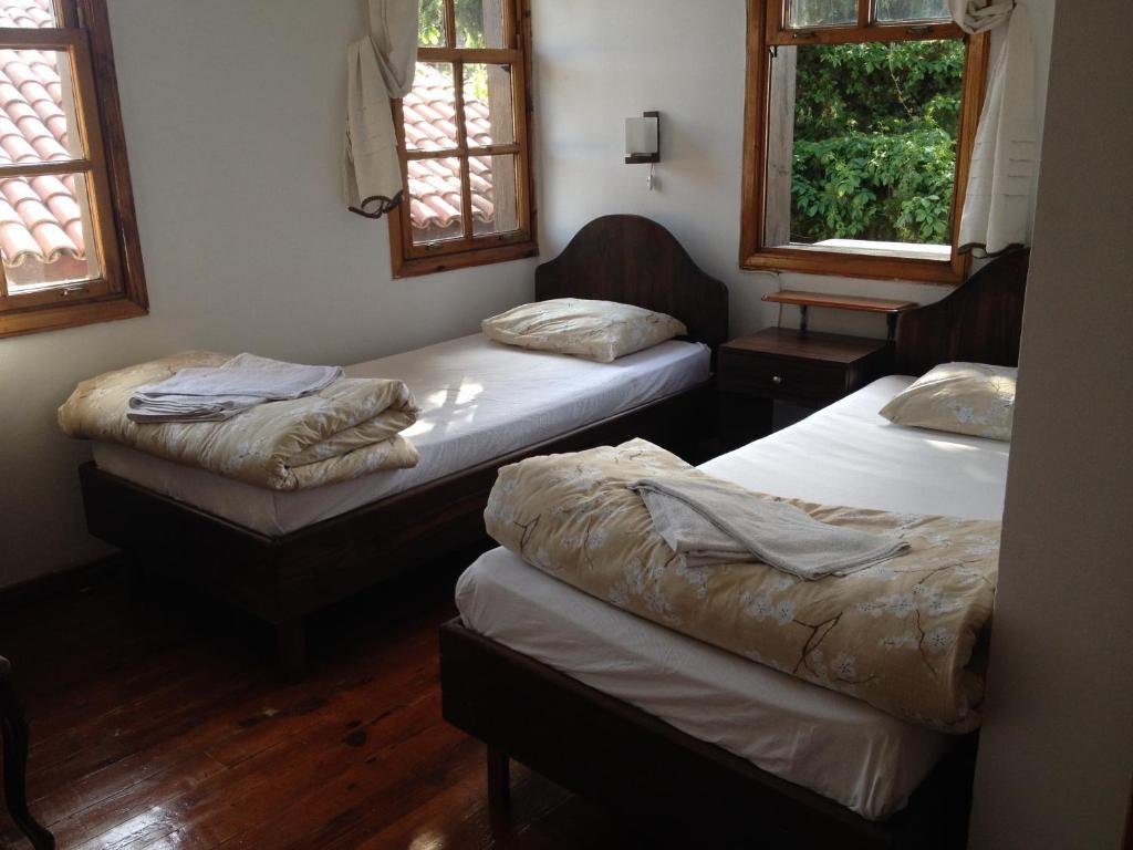Mavi & Ani Pansiyon Antalya Extérieur photo